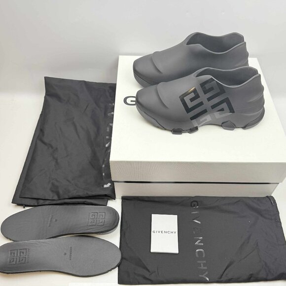 Givenchy 4G Monumental Mallow Sneakers Size EU Size 40, Black